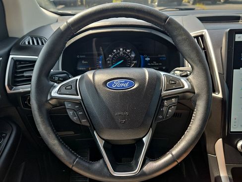Used 2024 Ford Edge SEL w/ Convenience Package AWD/4WD image 12
