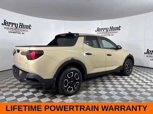 Used 2023 Hyundai Santa Cruz SEL AWD/4WD image 6