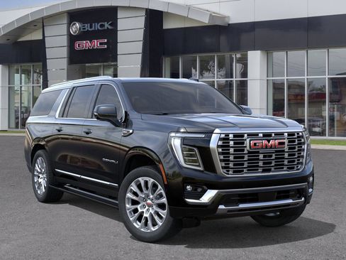 New 2026 GMC Yukon XL Denali w/ Sun & Power Step Package image 7