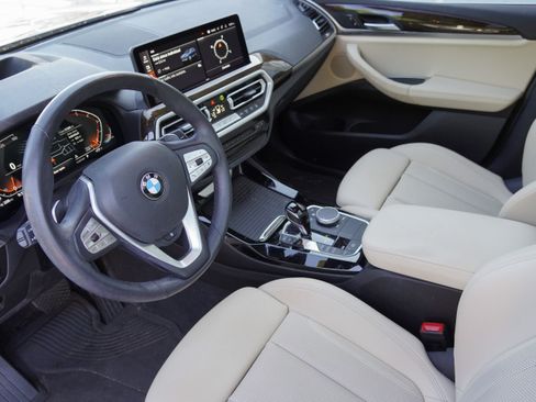 Used 2023 BMW X3 sDrive30i w/ Premium Package w/ZPA RWD image 9