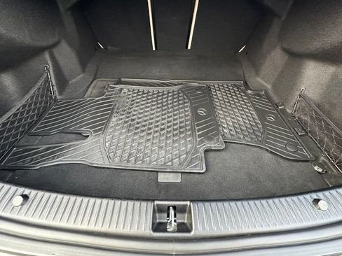 Used 2020 Mercedes-Benz C 300 4MATIC Sedan image 17