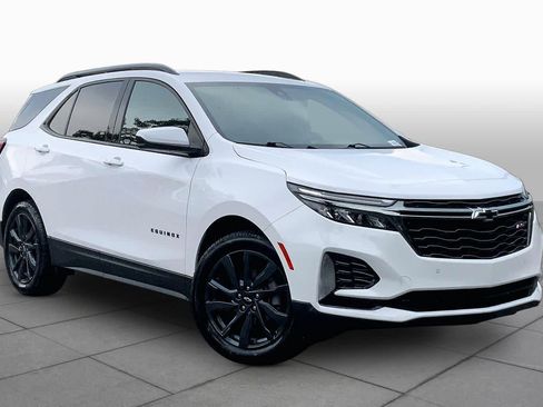 Used 2023 Chevrolet Equinox RS FWD image 3