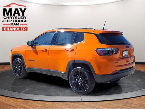 New 2026 Jeep Compass Latitude image 3