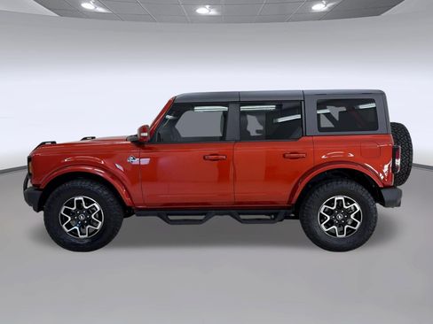Used 2022 Ford Bronco Outer Banks AWD/4WD image 2