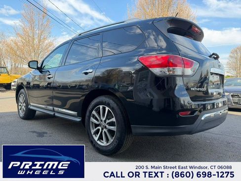 Used 2014 Nissan Pathfinder SL w/ SL Tech Package image 5