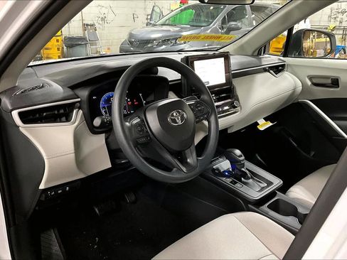 New 2026 Toyota Corolla Cross L AWD/4WD image 8