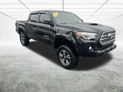 Used 2017 Toyota Tacoma TRD Sport w/ Tow Package