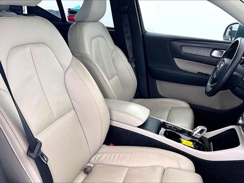 Certified 2023 Volvo XC40 B4 Plus w/ Driver Assist Package image 11