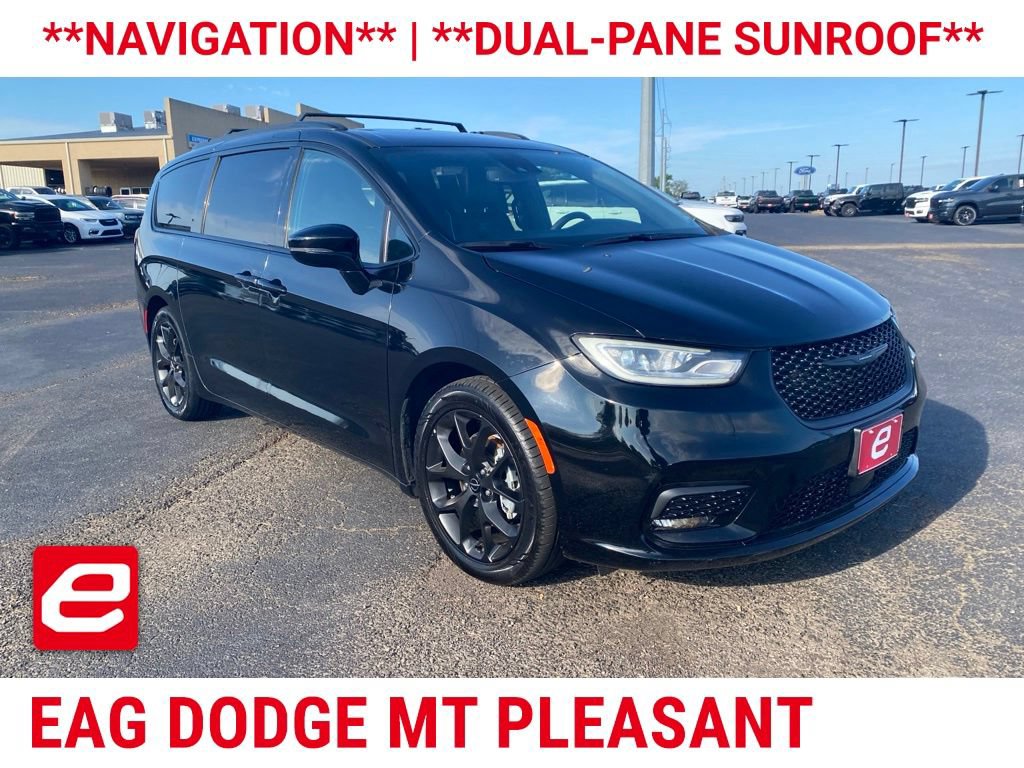 Used 2025 Chrysler Pacifica Limited FWD 360° Tour