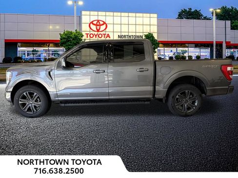 Used 2021 Ford F150 Lariat w/ Equipment Group 502A High AWD/4WD image 3