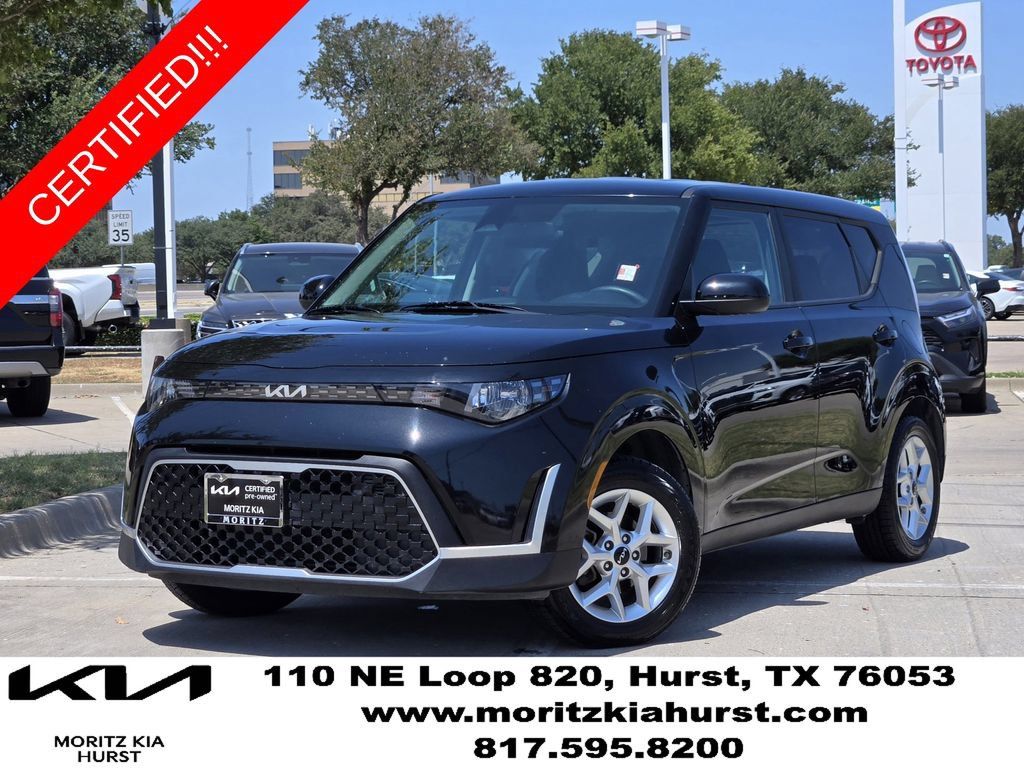 Certified 2024 Kia Soul LX w/ Option Group 015 FWD image 2
