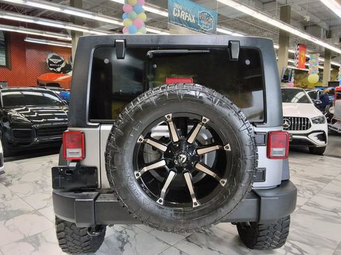 Used 2016 Jeep Wrangler Unlimited Sport w/ Quick Order Package 24S image 6