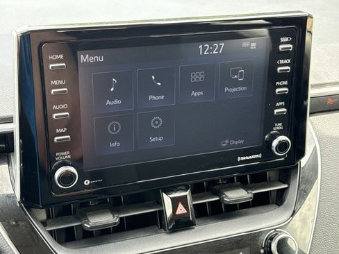 Used 2021 Toyota Corolla LE FWD image 20