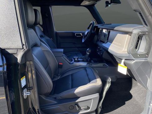 New 2025 Ford Bronco Outer Banks image 28