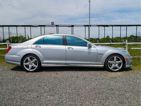 Used 2010 Mercedes-Benz S 63 AMG image 4