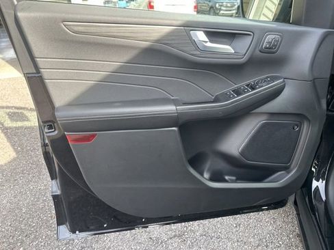 New 2026 Ford Escape Platinum w/ Premium Technology Package image 11