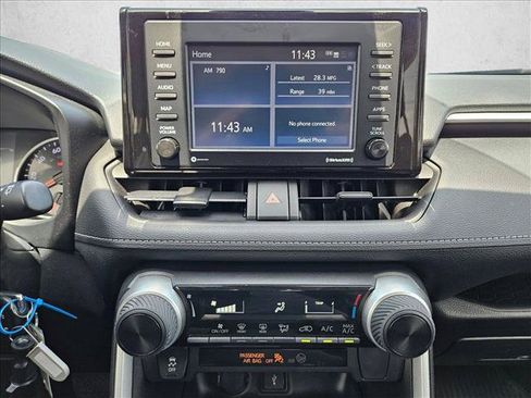 Used 2022 Toyota RAV4 LE FWD image 14