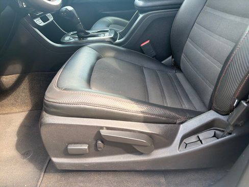 Used 2015 GMC Canyon SLE w/ All-Terrain Package AWD/4WD image 14