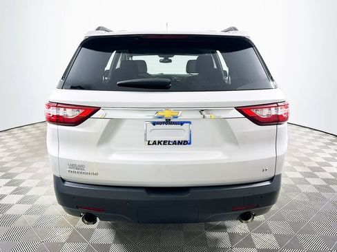 Used 2020 Chevrolet Traverse LT FWD image 4