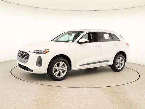New 2025 Audi Q5 Premium AWD/4WD image 13