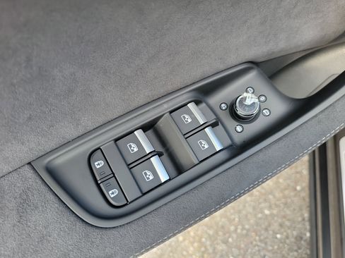 New 2026 Audi RS Q8 performance image 19