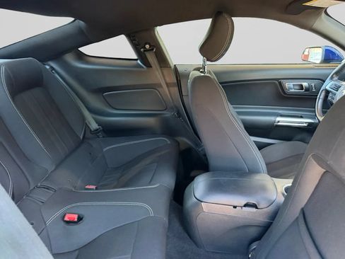 Used 2020 Ford Mustang GT RWD image 32