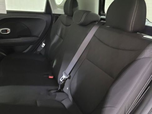 Used 2015 Kia Soul image 35