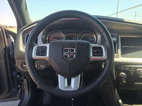 Used 2014 Dodge Charger SXT w/ Sport Appearance Group RWD image 9