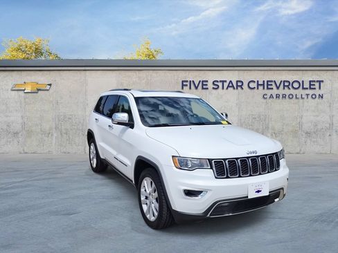 Used 2017 Jeep Grand Cherokee Limited w/ Trailer Tow Group IV AWD/4WD image 2