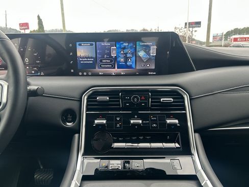 New 2026 Nissan Armada SV image 17