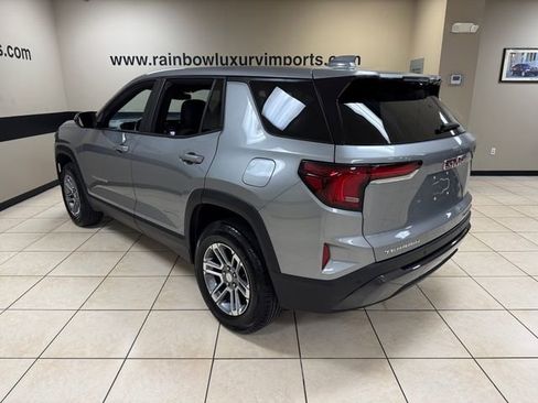 Used 2025 GMC Terrain Elevation FWD image 4