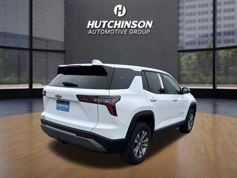 Certified 2025 Chevrolet Equinox LT image 3