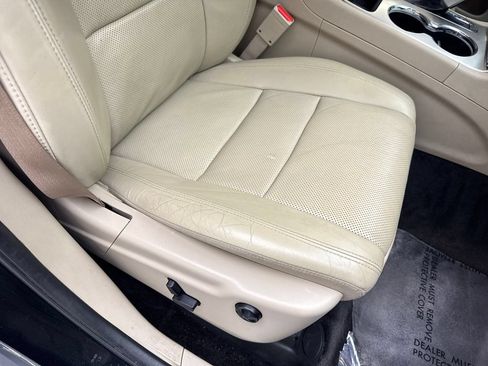 Used 2017 Jeep Grand Cherokee Limited w/ Luxury Group II RWD image 47