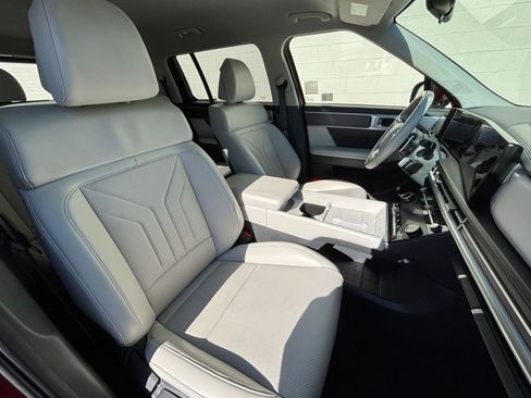 Used 2025 Hyundai Santa Fe SEL image 37