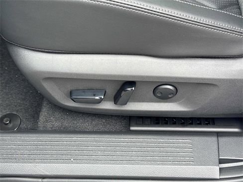 New 2026 Nissan Rogue Platinum w/ Platinum Premium Package image 24