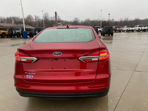 Used 2020 Ford Fusion S FWD image 8