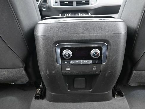Used 2023 Chevrolet Suburban Premier RWD image 13