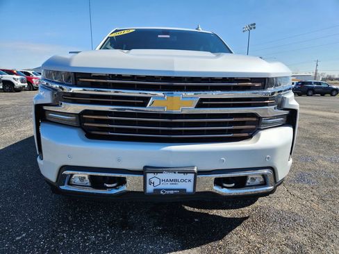 Used 2019 Chevrolet Silverado 1500 High Country AWD/4WD image 45