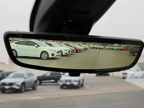 Used 2023 Buick Enclave Avenir w/ Avenir Technology Package image 15