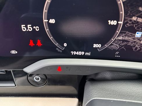 Used 2022 Porsche Taycan 4S image 21