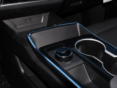 New 2026 Chevrolet Equinox LT image 13