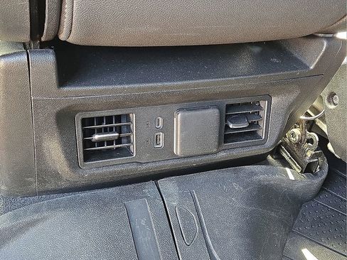 Used 2024 Chevrolet Silverado 2500 LTZ image 15