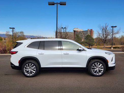 New 2026 Buick Enclave Preferred w/ Super Cruise Package image 2