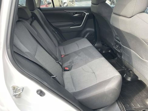 Used 2020 Toyota RAV4 XLE image 44