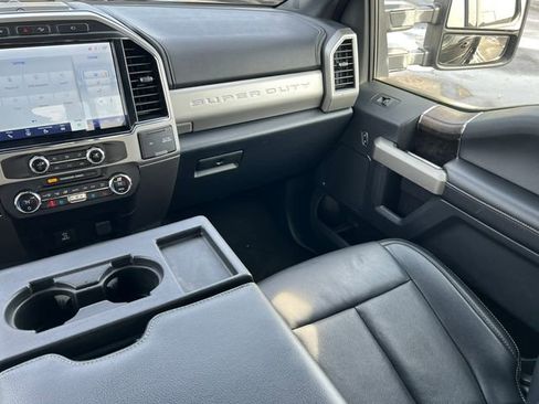 Certified 2022 Ford F450 Lariat w/ Lariat Ultimate Package image 46