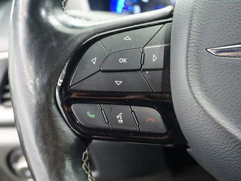 Certified 2020 Chrysler Pacifica Touring-L w/ Advanced Safetytec Group image 35