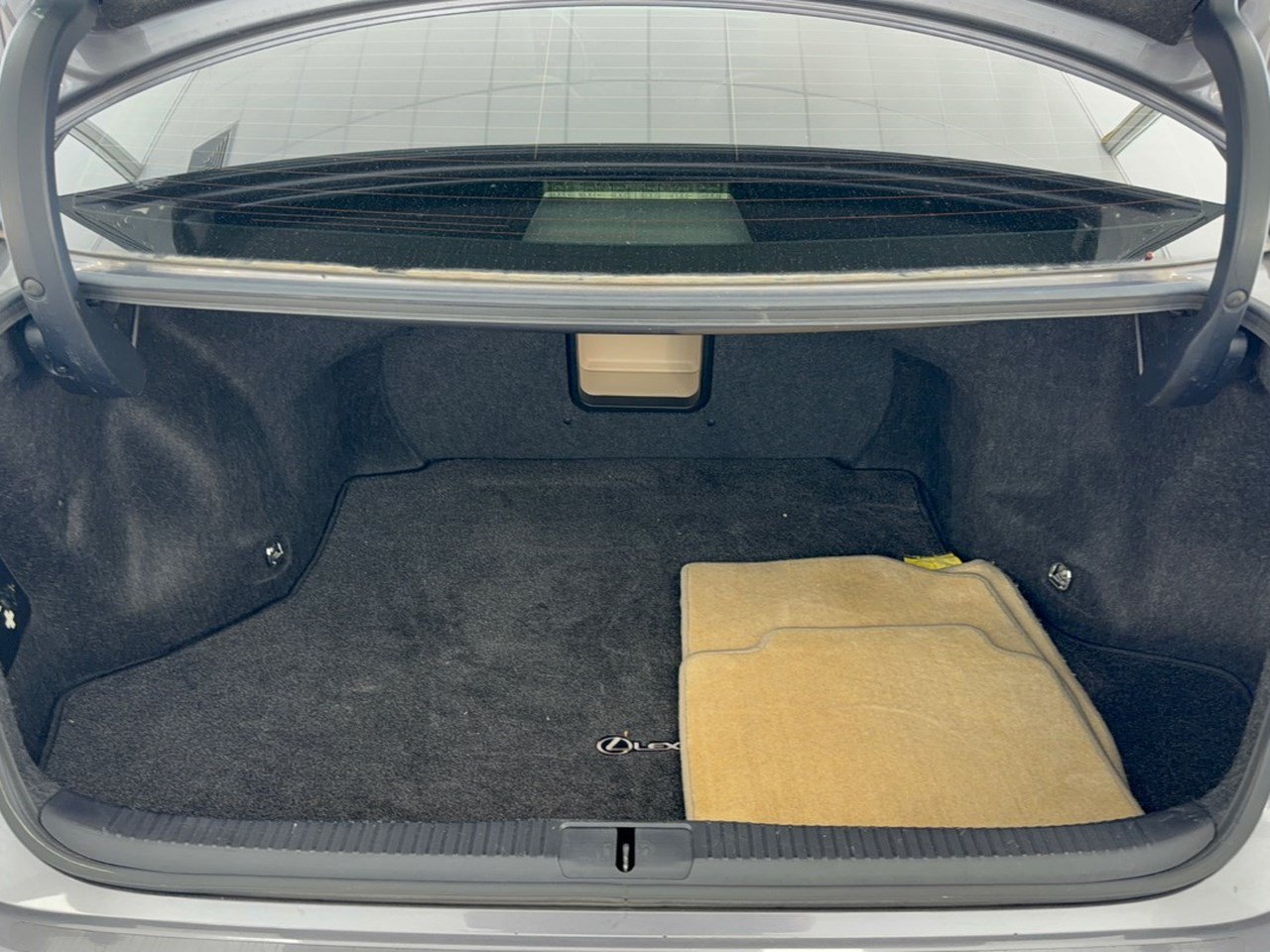 Used 2014 Lexus ES 350 w/ Luxury Package FWD image 28