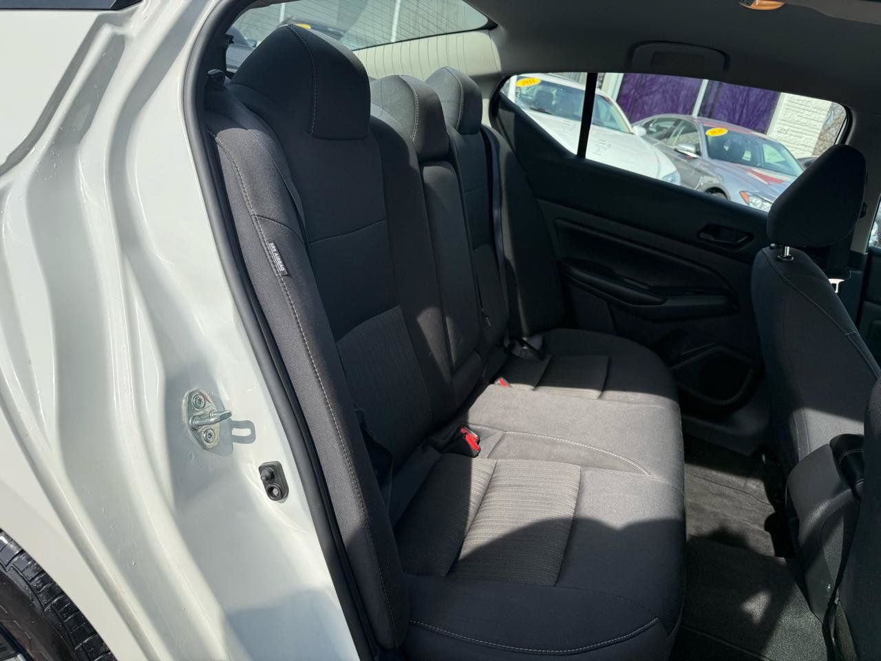 Used 2024 Nissan Altima 2.5 S FWD image 10