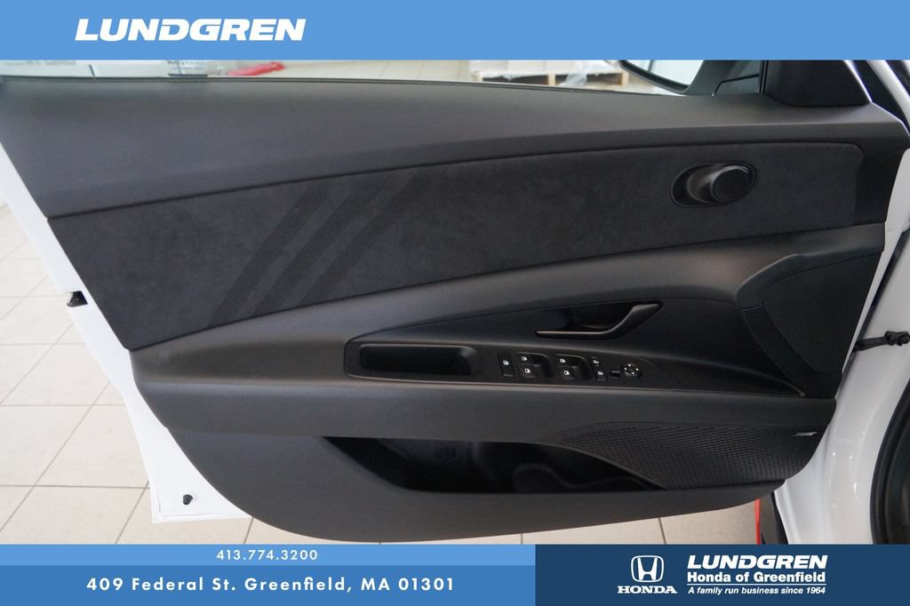 Used 2025 Hyundai Elantra N FWD image 14