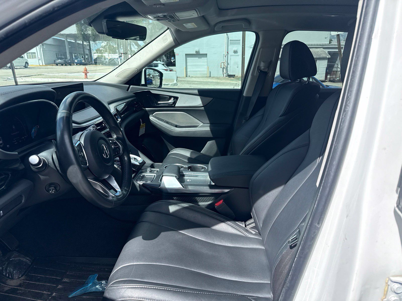 Used 2024 Acura MDX FWD image 8